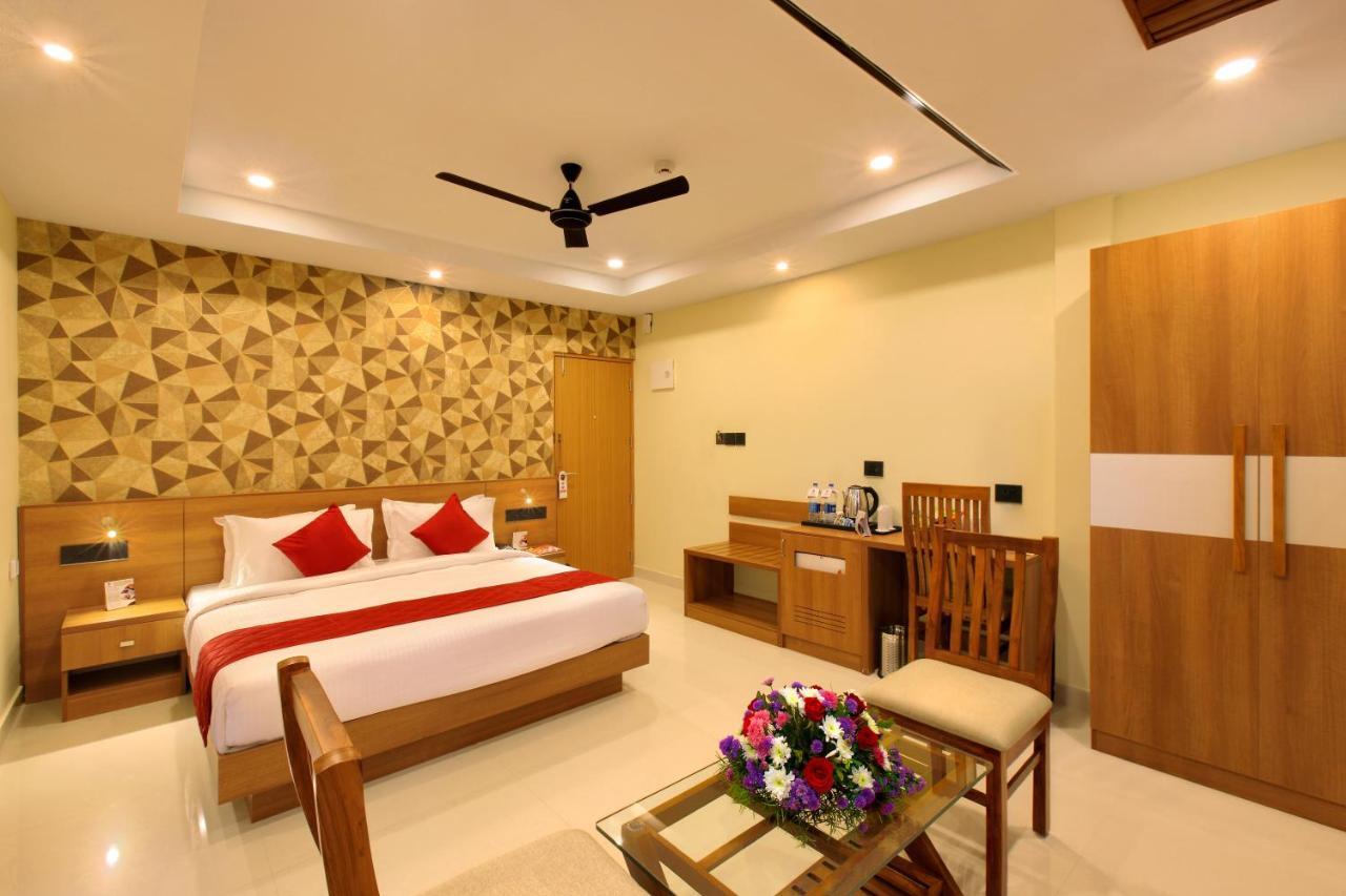 Hotel Novark Munnar Kallar Vattiyar Exterior photo